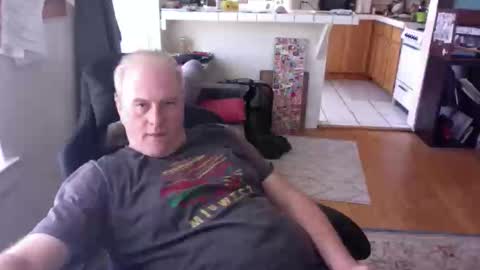 Snapshot of dickflasher5 chatting on March 28, 6:51 pm Richard Fleischer online show from March 28, 6:51 pm