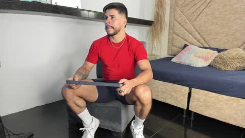 Dick Griffith online show from January 15, 12:30 am