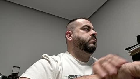 Snapshot of dicktracy_86 chatting on December 22, 5:32 pm DANI online show from December 22, 5:32 pm