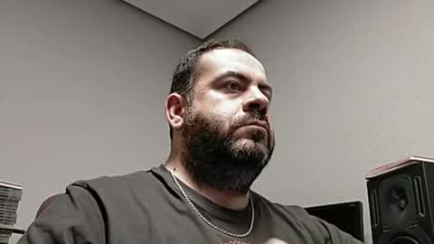 Snapshot of dicktracy_86 chatting on January 8, 7:05 pm DANI online show from January 8, 7:05 pm