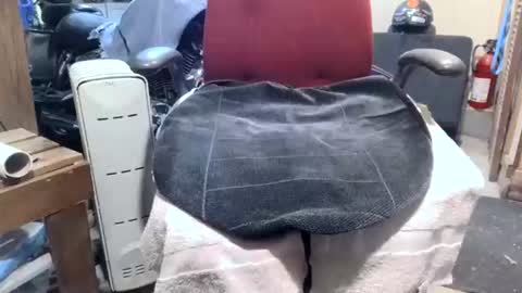 Snapshot of dickwack4u chatting on March 3, 1:10 am dickwack4u online show from March 3, 1:10 am