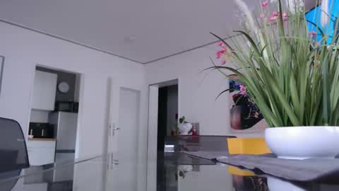 Snapshot of didiegal1 chatting on February 10, 9:13 am squirtcock online show from February 10, 9:13 am