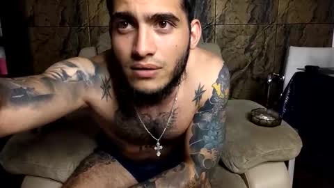 Snapshot of diego_armando24 chatting on May 30, 8:39 pm diego_armando24 online show from May 30, 8:39 pm