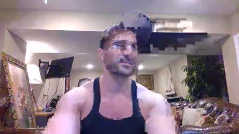 Snapshot of diegodavids chatting on May 9, 1:55 am diegodavids online show from May 9, 1:55 am