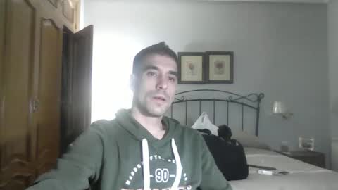 Snapshot of dieguito124 chatting on March 9, 7:15 pm dieguito124 online show from March 9, 7:15 pm