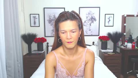 Dennesse online show from February 9, 11:57 pm