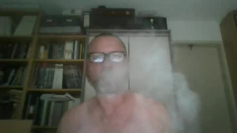 Snapshot of dierenfeld chatting on June 22, 11:13 pm dierenfeld online show from June 22, 11:13 pm