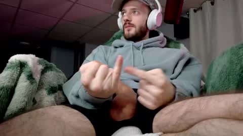 digbicknik online show from October 3, 3:36 am