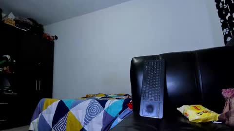 diiego_xxx online show from November 17, 3:18 pm