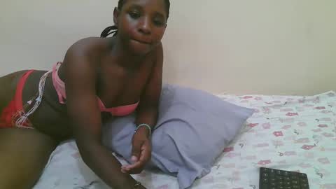 Dijah online show from December 19, 8:27 pm