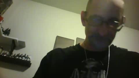 Snapshot of dikk303 chatting on February 28, 6:25 am dikk303 online show from February 28, 6:25 am