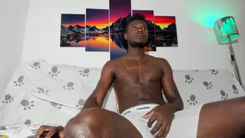 Snapshot of dilaan_carter chatting on March 5, 12:55 pm joshua online show from March 5, 12:55 pm