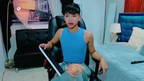Snapshot of dilan_911 chatting on May 6, 6:46 pm DILAN online show from May 6, 6:46 pm