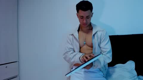 Dilan Coy online show from February 17, 4:15 pm