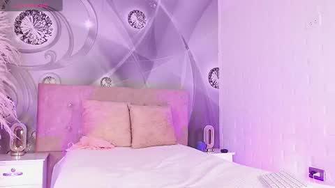Snapshot of dilan_femboy_ chatting on July 17, 2:34 pm dilan_femboy_ online show from July 17, 2:34 pm