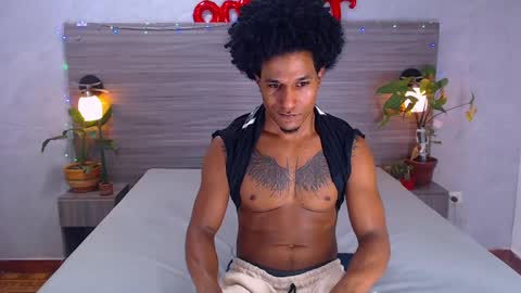 Snapshot of dilan_hall chatting on May 30, 7:22 pm dilan_hall online show from May 30, 7:22 pm