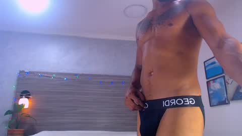 Snapshot of dilan_hall chatting on June 12, 8:52 pm dilan_hall online show from June 12, 8:52 pm