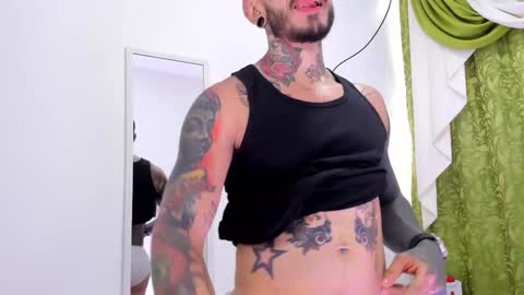 Snapshot of dilan_scootk_ chatting on September 12, 7:25 pm dilan_scootk_ online show from September 12, 7:25 pm