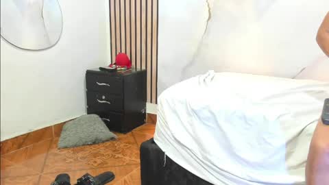 dilanandking online show from May 27, 1:52 pm