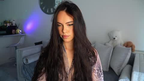Dilara online show from May 20, 2:12 pm