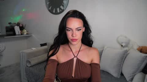 Dilara online show from May 22, 8:25 pm