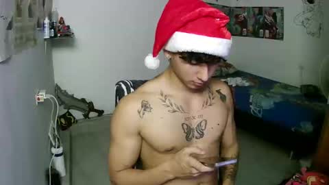 dillom420 online show from December 20, 5:03 am