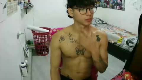 dillom420 online show from January 12, 8:03 pm