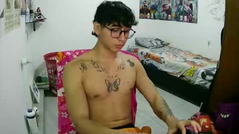 dillom420 online show from January 14, 3:45 am