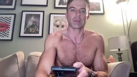 Dillon online show from December 29, 8:26 pm