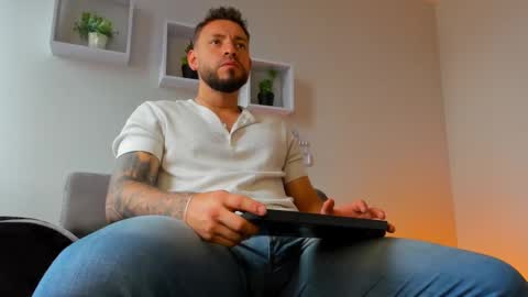 Angel Dimitri online show from October 6, 8:17 pm