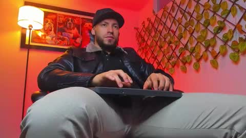 Angel Dimitri online show from November 30, 10:03 pm