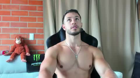 dimitricaruso online show from July 19, 7:06 pm