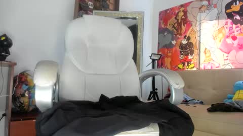 dimitry kyle mucle online show from November 9, 2:04 pm