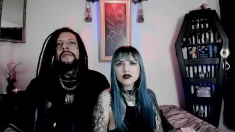 Snapshot of dimmuanddarkness chatting on June 23, 6:11 am dimmuanddarkness online show from June 23, 6:11 am