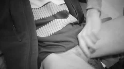 Snapshot of dimoni_ chatting on April 8, 12:16 pm dimoni_ online show from April 8, 12:16 pm