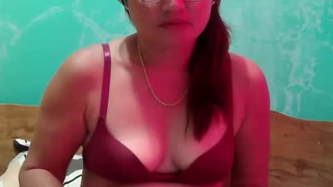 Snapshot of dimple_42 chatting on January 23, 1:08 am Dimple online show from January 23, 1:08 am