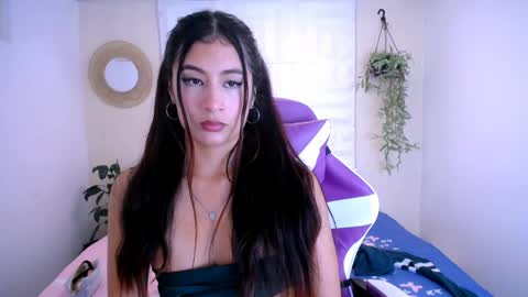 Snapshot of dina_mcry chatting on May 14, 4:36 pm DINA online show from May 14, 4:36 pm