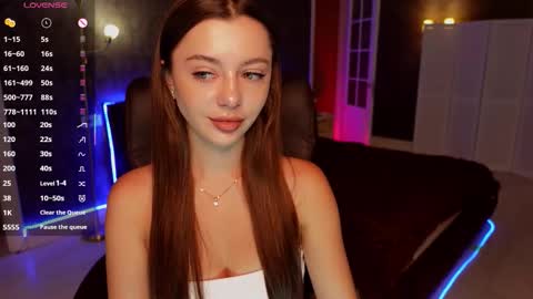 Snapshot of dinacandy chatting on September 9, 5:29 am dinacandy online show from September 9, 5:29 am