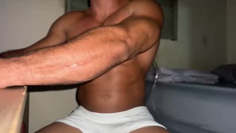 dinhoo14 online show from February 11, 1:10 am