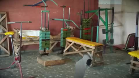 Snapshot of dioni_soe chatting on March 1, 2:26 am Henry online show from March 1, 2:26 am