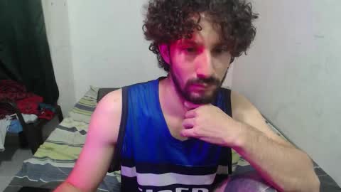 Snapshot of dioni_soe chatting on September 20, 3:18 am Henry online show from September 20, 3:18 am