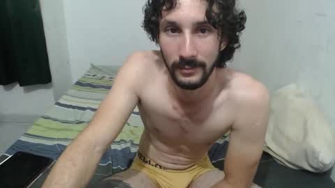 Snapshot of dioni_soe chatting on September 24, 1:42 am Henry online show from September 24, 1:42 am