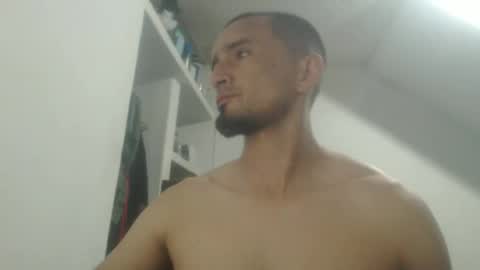 Snapshot of dionisus34 chatting on March 9, 4:49 am Fat ass skinny boy online show from March 9, 4:49 am