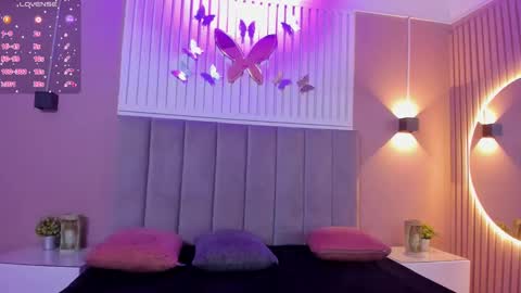 Cristal  online show from February 2, 3:21 am