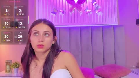 Cristal  online show from September 28, 3:45 am