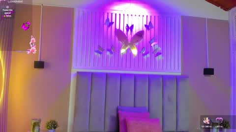 Cristal  online show from December 2, 3:23 am