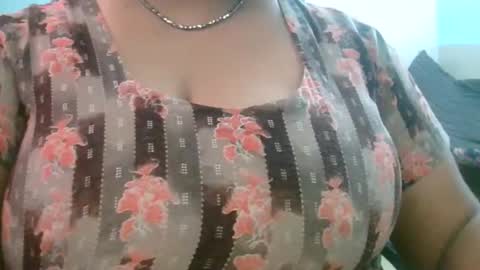 Snapshot of dipa2345 chatting on September 15, 3:50 am dipa2345 online show from September 15, 3:50 am