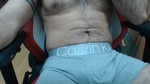 Snapshot of dirfocus chatting on November 5, 6:52 pm Z online show from November 5, 6:52 pm