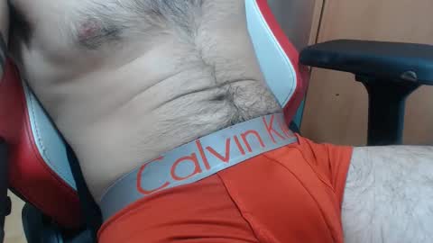 Snapshot of dirfocus chatting on November 19, 4:56 am Z online show from November 19, 4:56 am