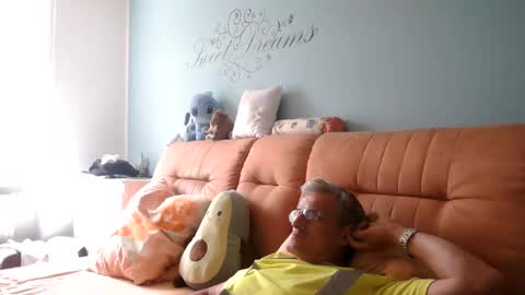 Snapshot of dirk6873 chatting on May 27, 9:28 am Adam Carla online show from May 27, 9:28 am